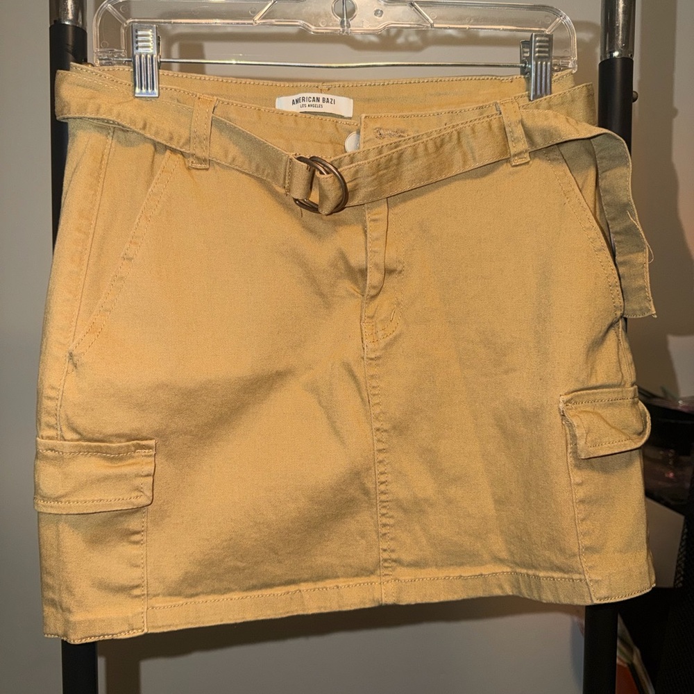 American Bazi Tan Cargo Mini Skirt w/ Belt – Women’s Large